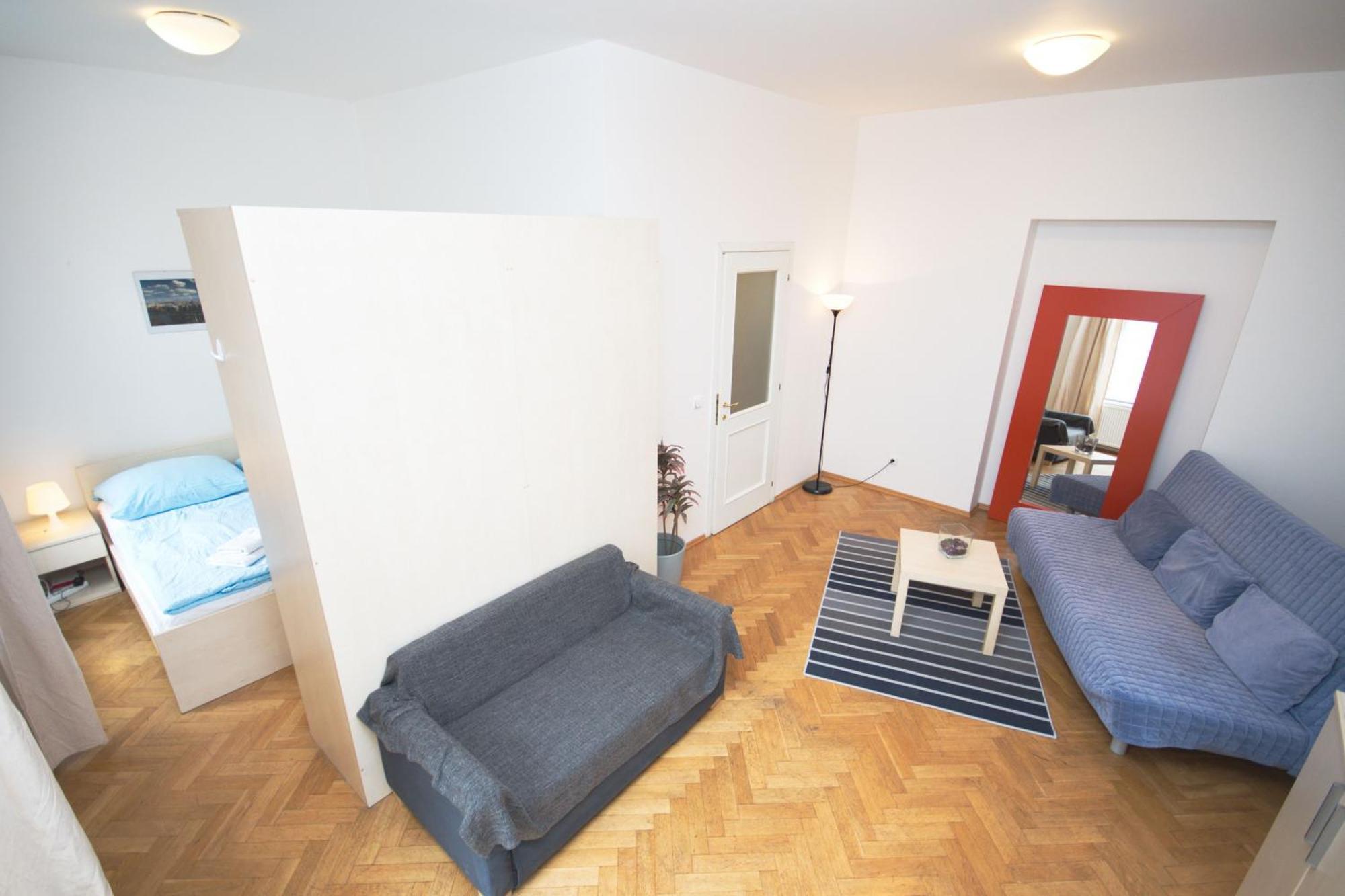 Residence Kostnicke Square Прага Екстер'єр фото